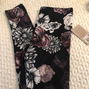 New with tags Balanced Collection leggings.